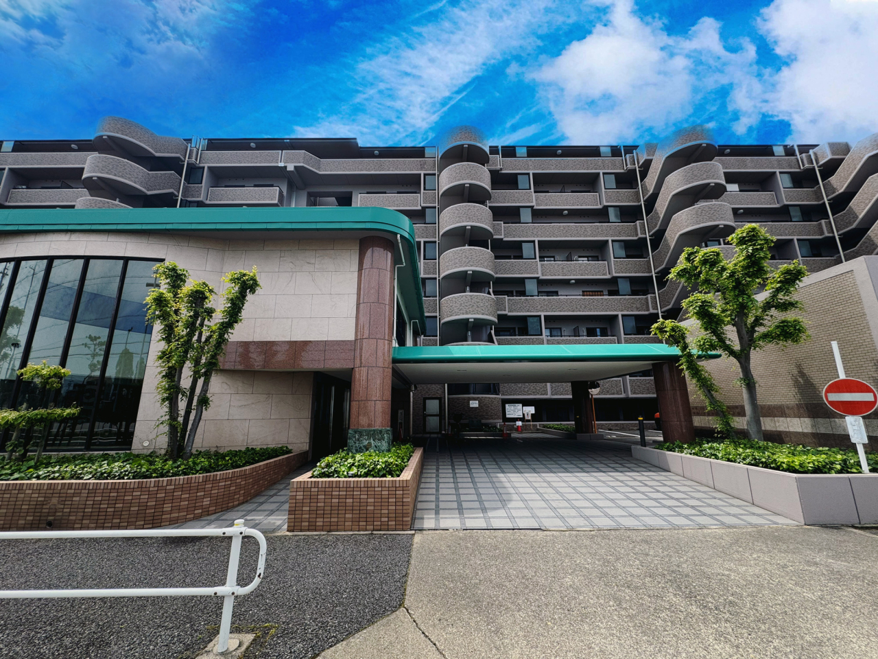 ファミール庄内通　215　　　　3LDK　庄内通駅徒歩16分